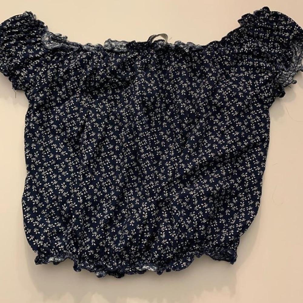 Off the Shoulder Floral Brandy Melville Top